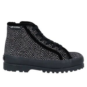 Superga girl’s stylish sneakers